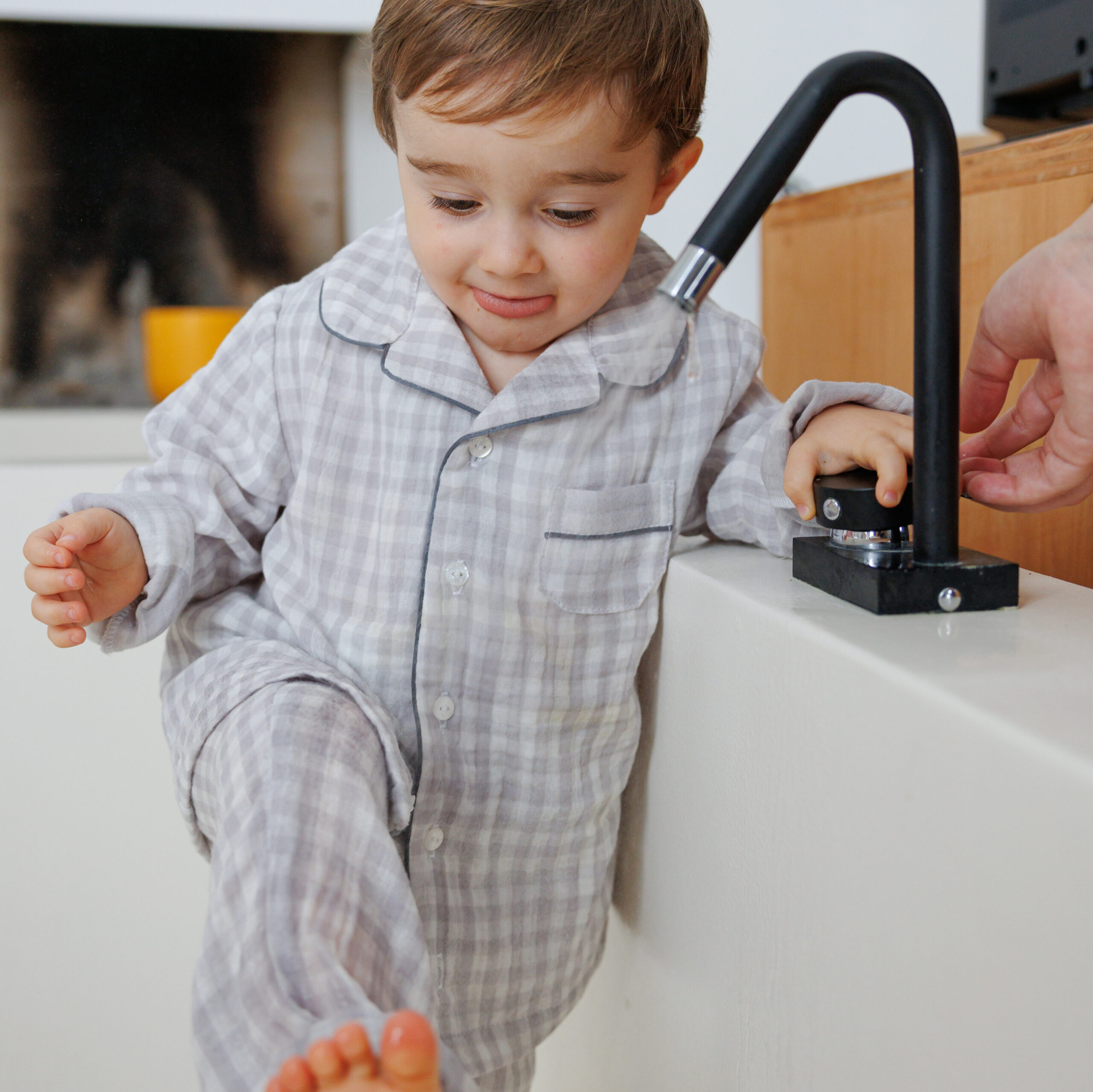 4b05b6c3-9d58-45a6-a6d7-806696b6833a